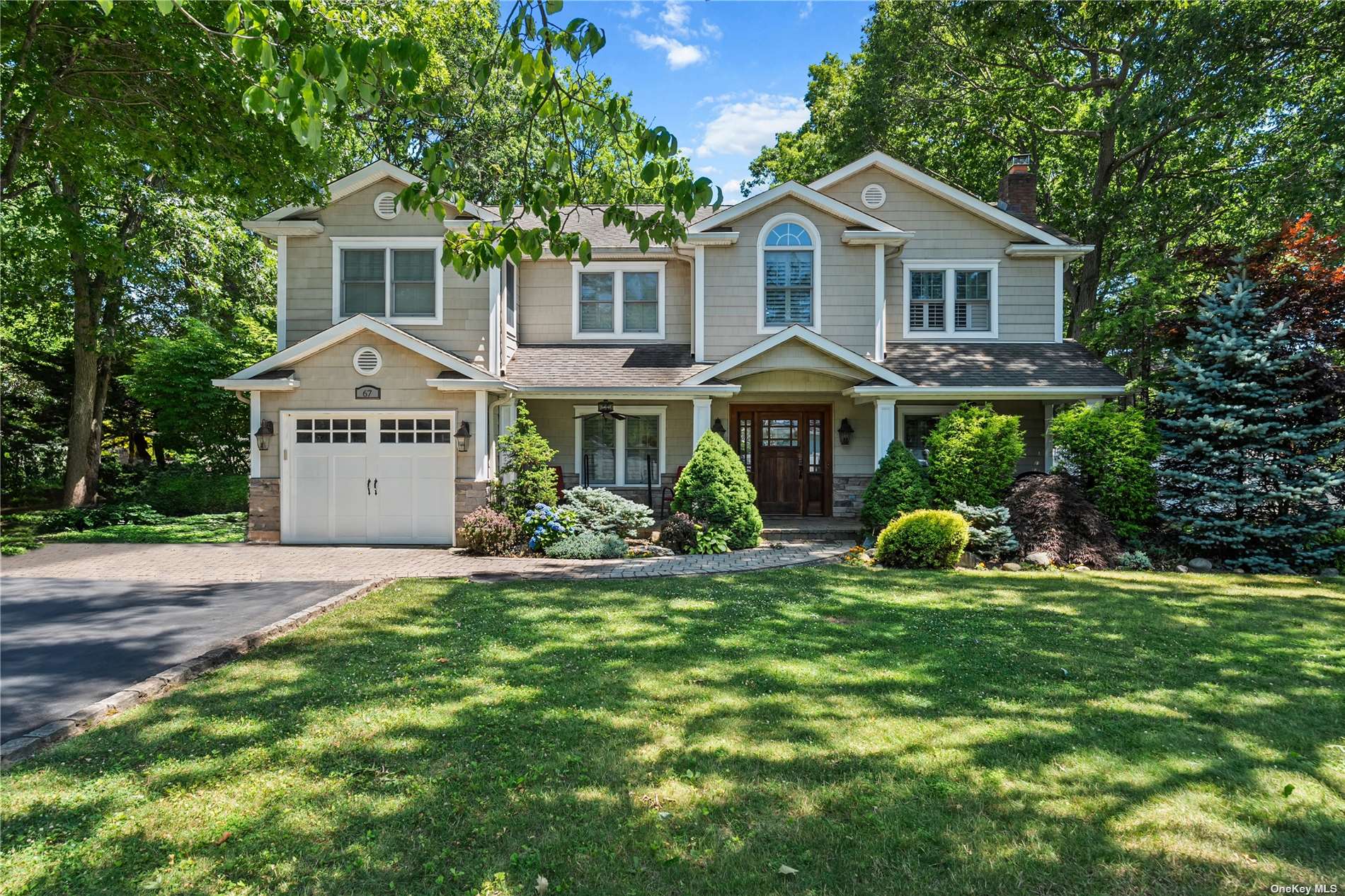 Property for Sale at 67 Wicks Path, Commack, Hamptons, NY - Bedrooms: 4 
Bathrooms: 3  - $850,000