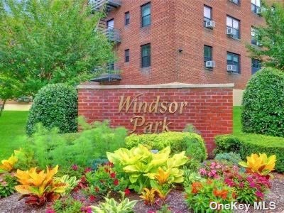 75-08 Bell Boulevard #4O, Oakland Gardens, New York image 1