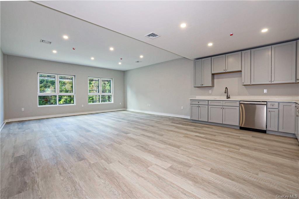 Hawthorne, New York 10532, United States, ,Commercial,Active,15495