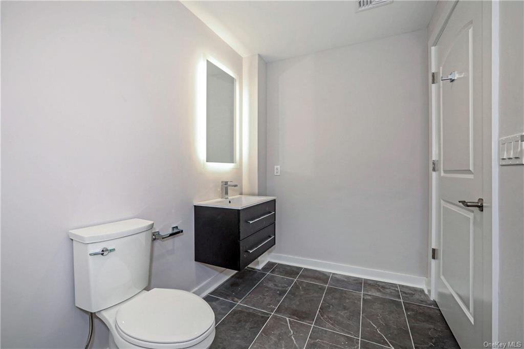 Hawthorne, New York 10532, United States, ,Commercial,Active,15495