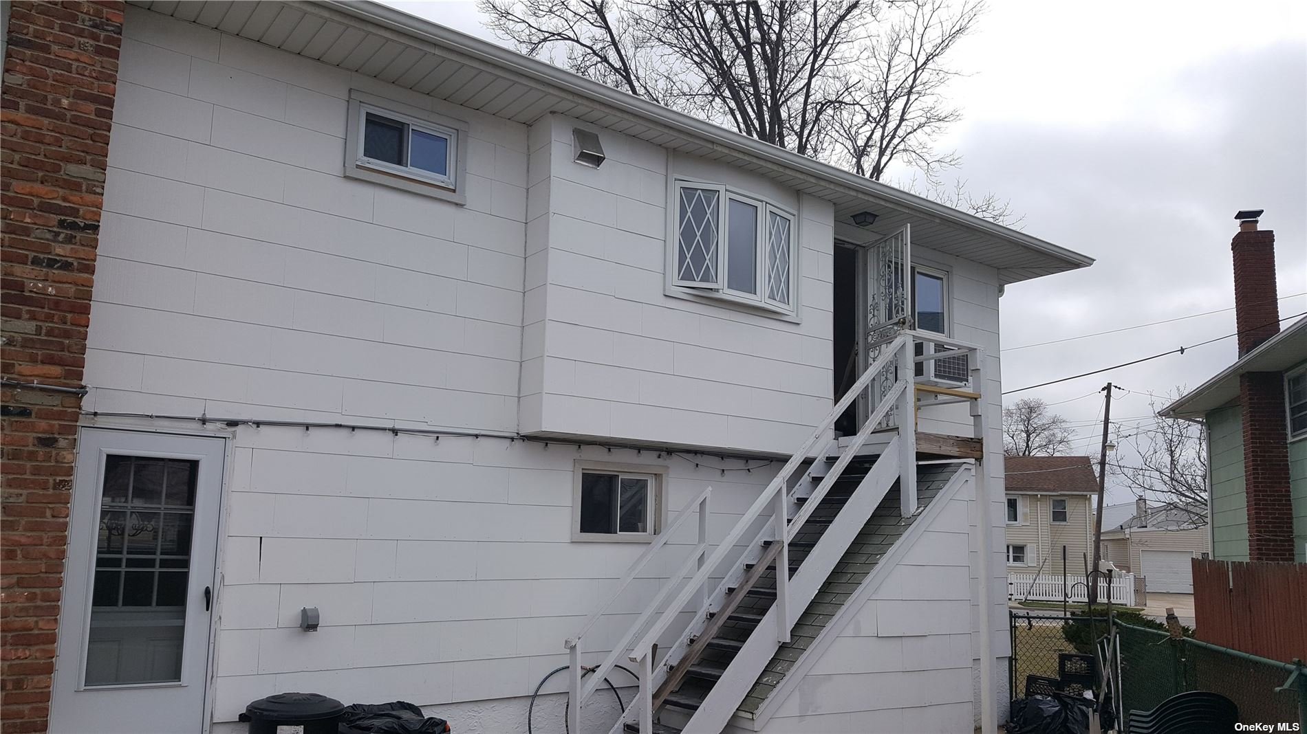 Island Park, New York 11558, United States, 5 Bedrooms Bedrooms, ,2 BathroomsBathrooms,Residential,Active,29494