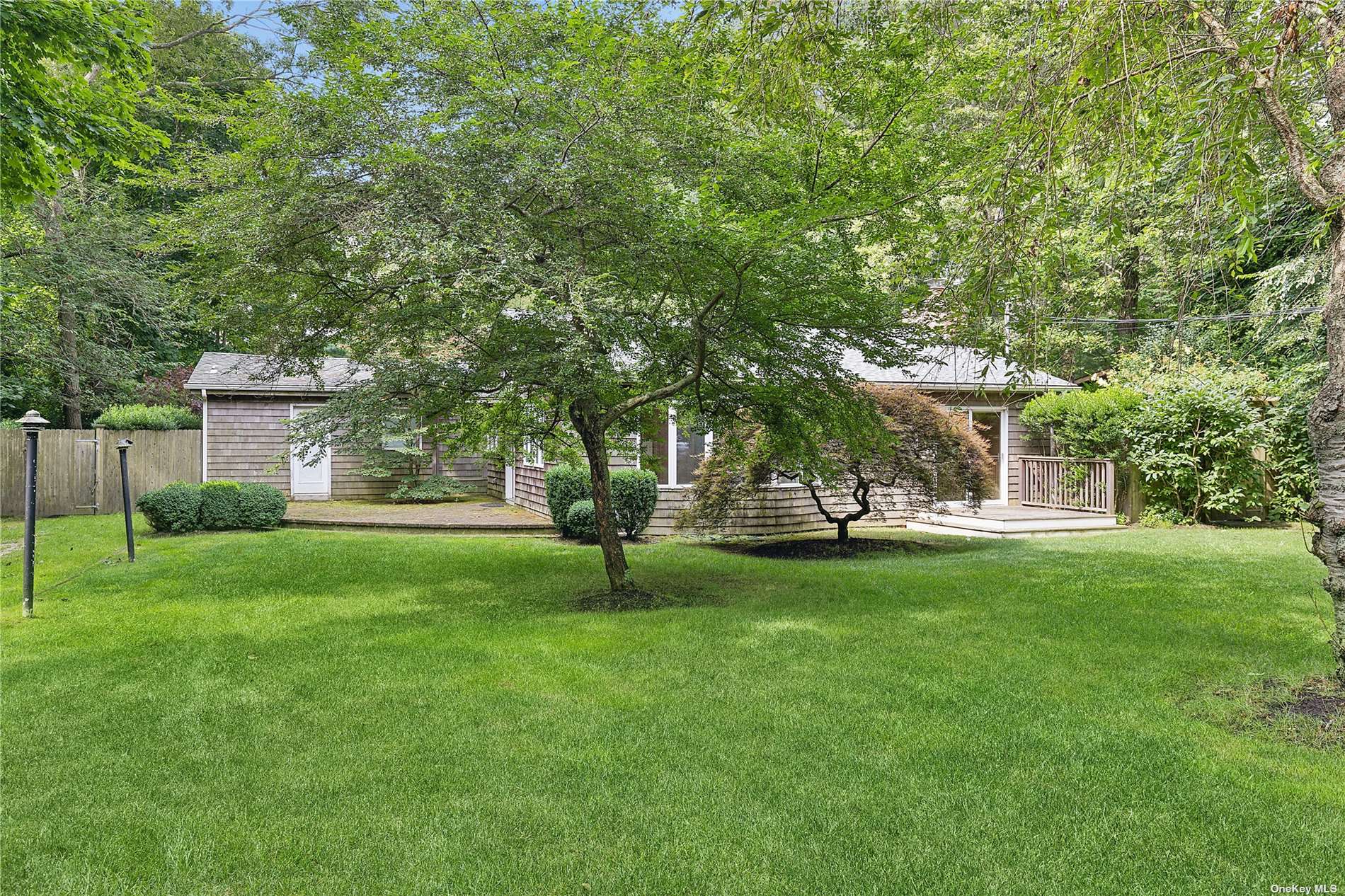 274 Abrahams Path, East Hampton, New York image 17