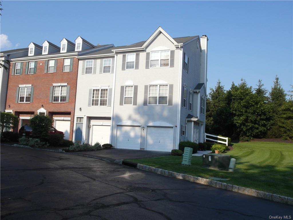 10 Willow Drive, Nanuet, New York image 32