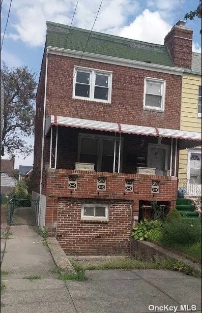 Property for Sale at 8969 220th Street, Queens Village, Queens, NY - Bedrooms: 3 
Bathrooms: 3 
Rooms: 7  - $825,000