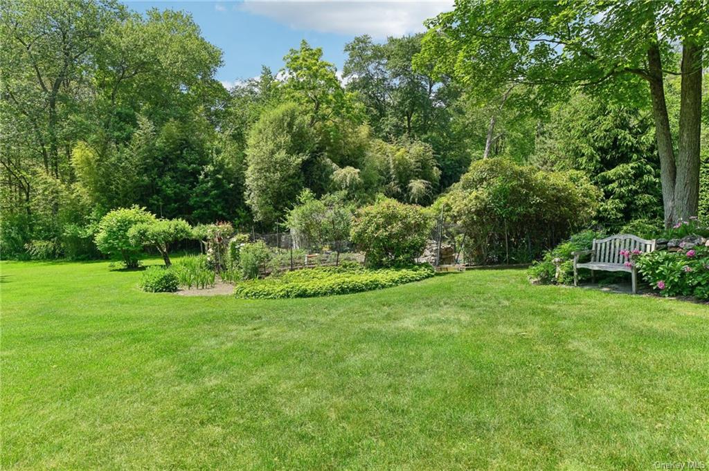 21 Deer Creek Lane, Mount Kisco, New York image 35