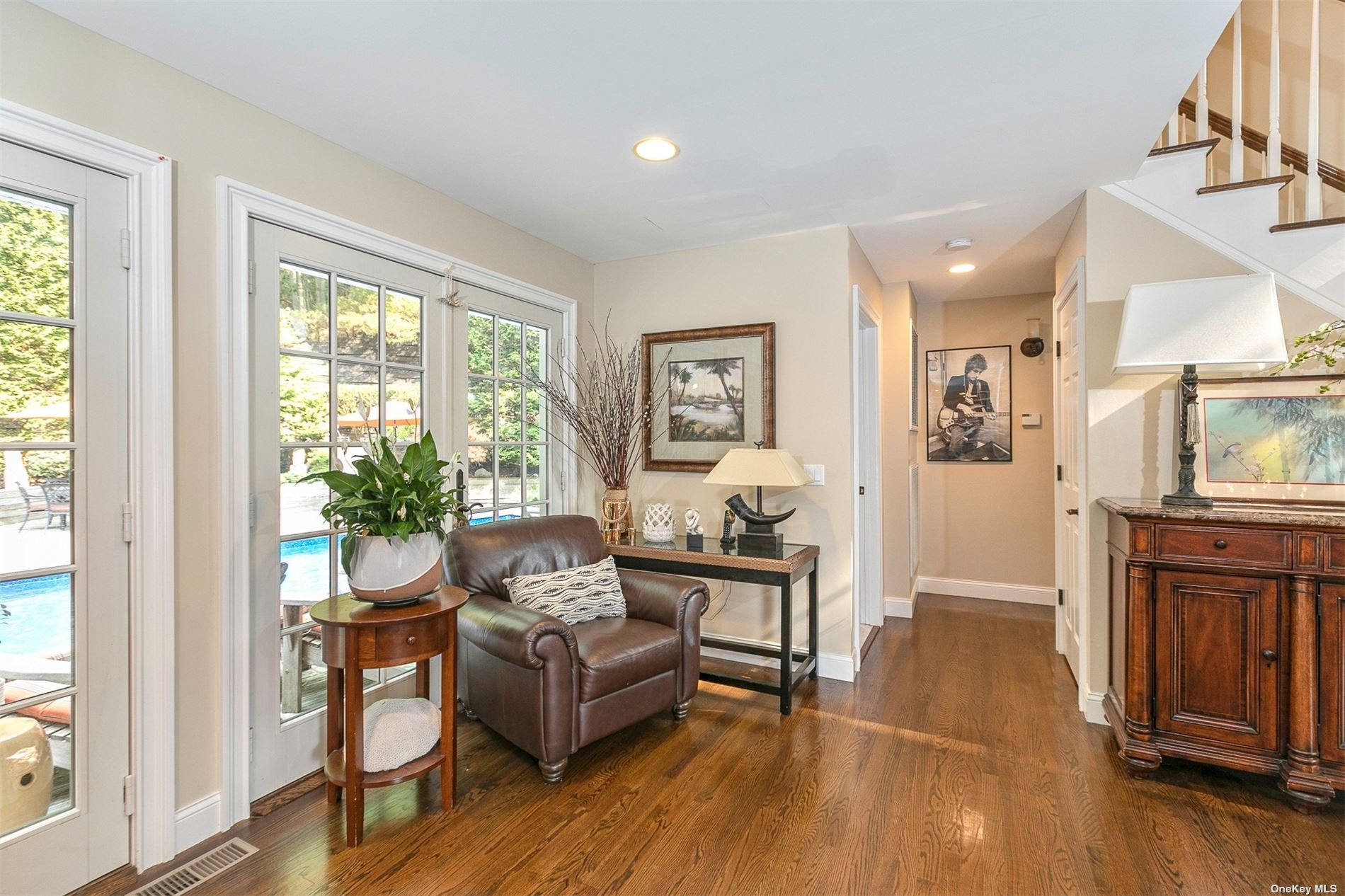 Photo 5 of 21 of 20 Spring Hollow Road house