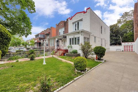 Townhouse in East Flatbush NY 378 Linden Boulevard.jpg