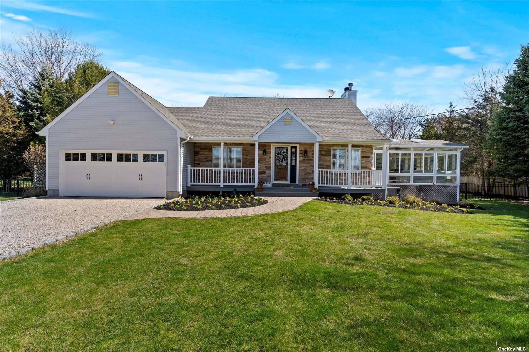 Property for Sale at 112 Pier Avenue, Riverhead, Hamptons, NY - Bedrooms: 3 
Bathrooms: 3  - $1,050,000