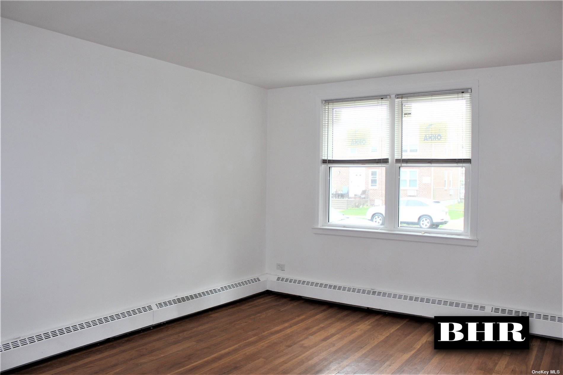 Photo 3 of 15 of 2018 E 57th Street 91D co-op property