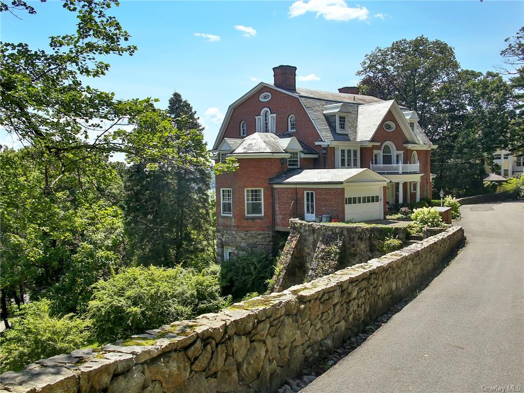 Property for Sale at 74 Tower Loop, Tuxedo Park, New York - Bedrooms: 7 
Bathrooms: 7 
Rooms: 15  - $2,495,000