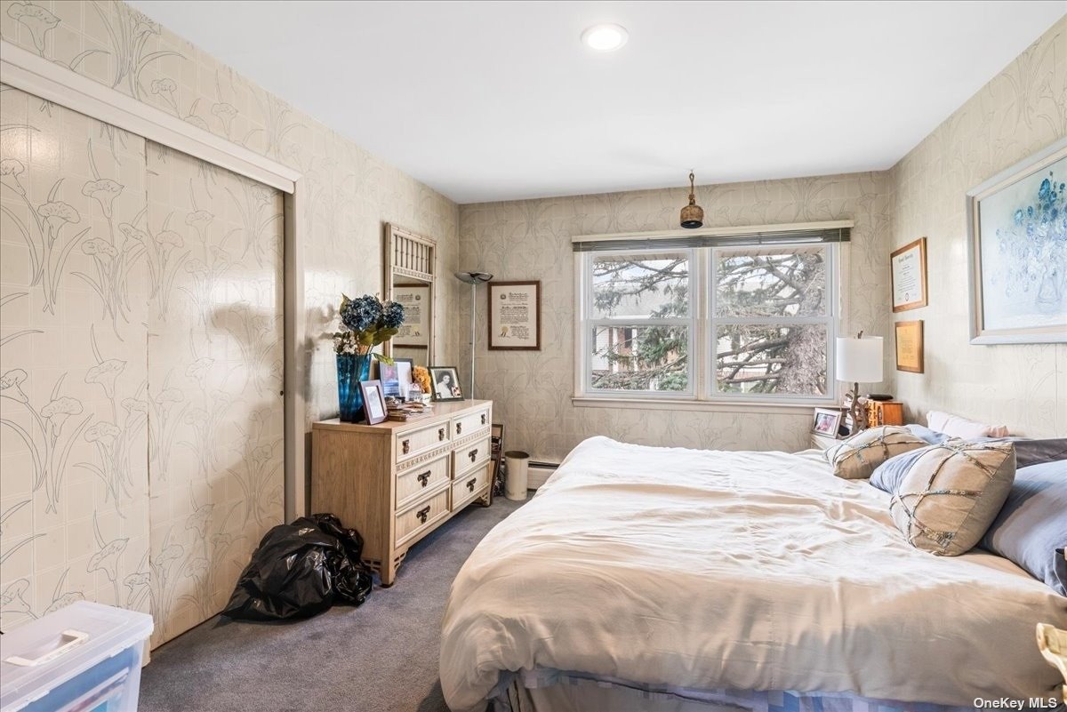 Lido Beach, New York 11561, United States, 6 Bedrooms Bedrooms, ,4 BathroomsBathrooms,Residential,Pending,87537