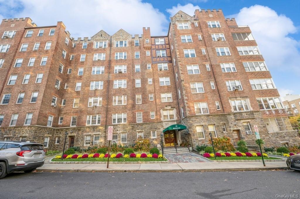 21 N Chatsworth Avenue #4-L, Larchmont, New York image 16