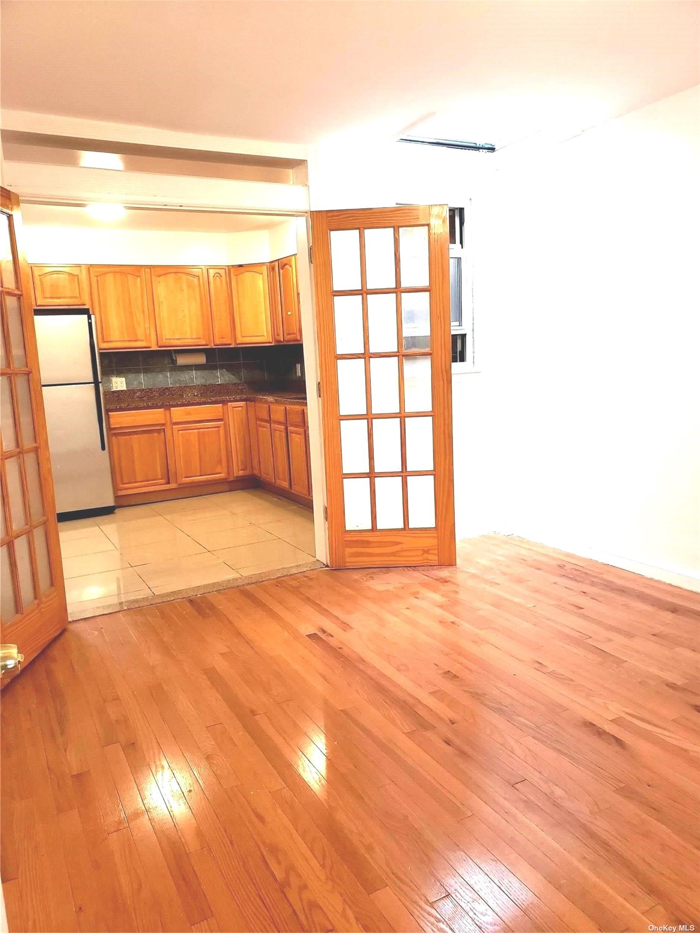 Rental Property at 9608 Jamaica Avenue, Woodhaven, Queens, NY - Bedrooms: 4 
Bathrooms: 1 
Rooms: 6  - $3,500 MO.