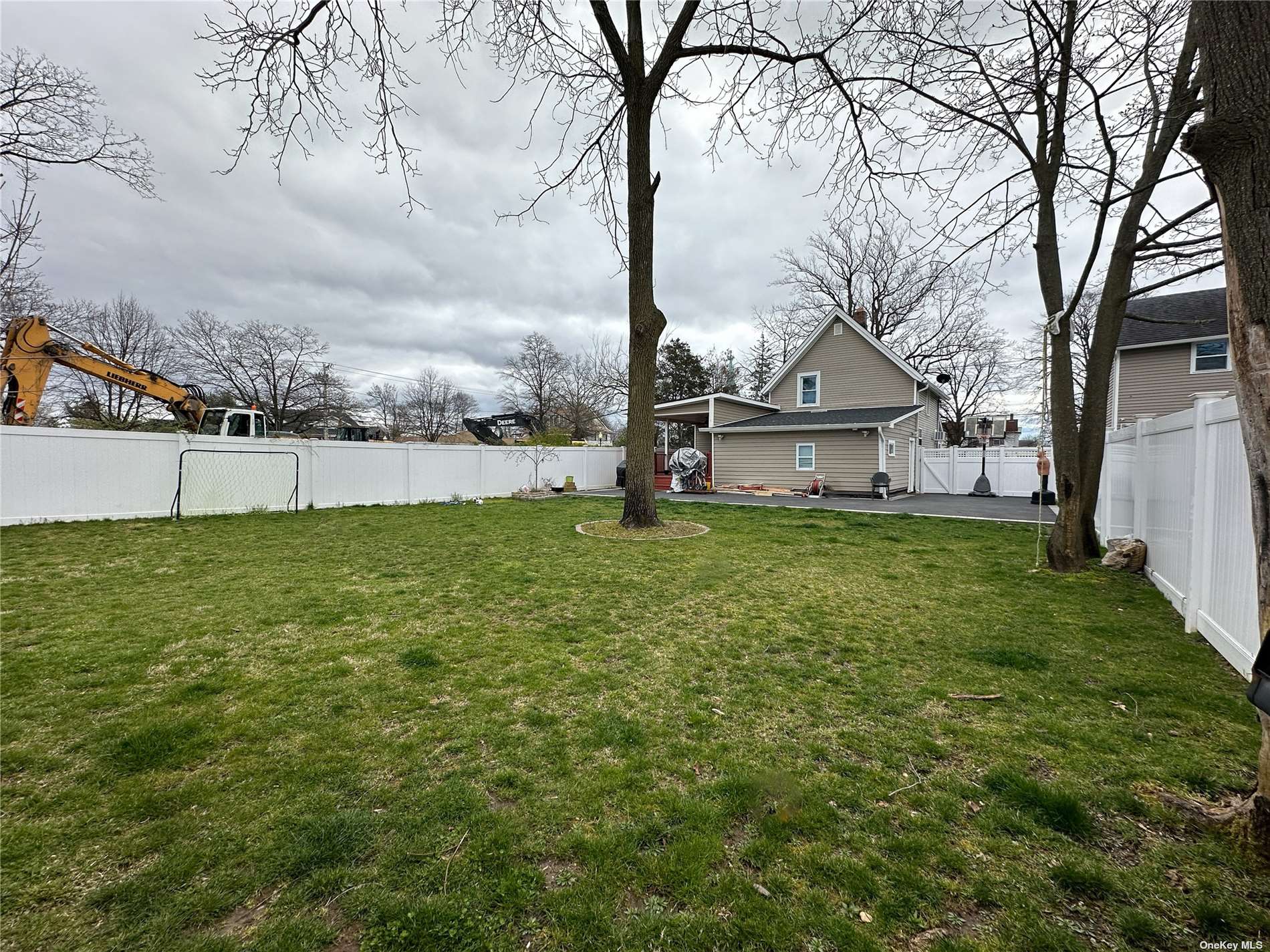 1 Brightside Avenue, Central Islip, New York image 27