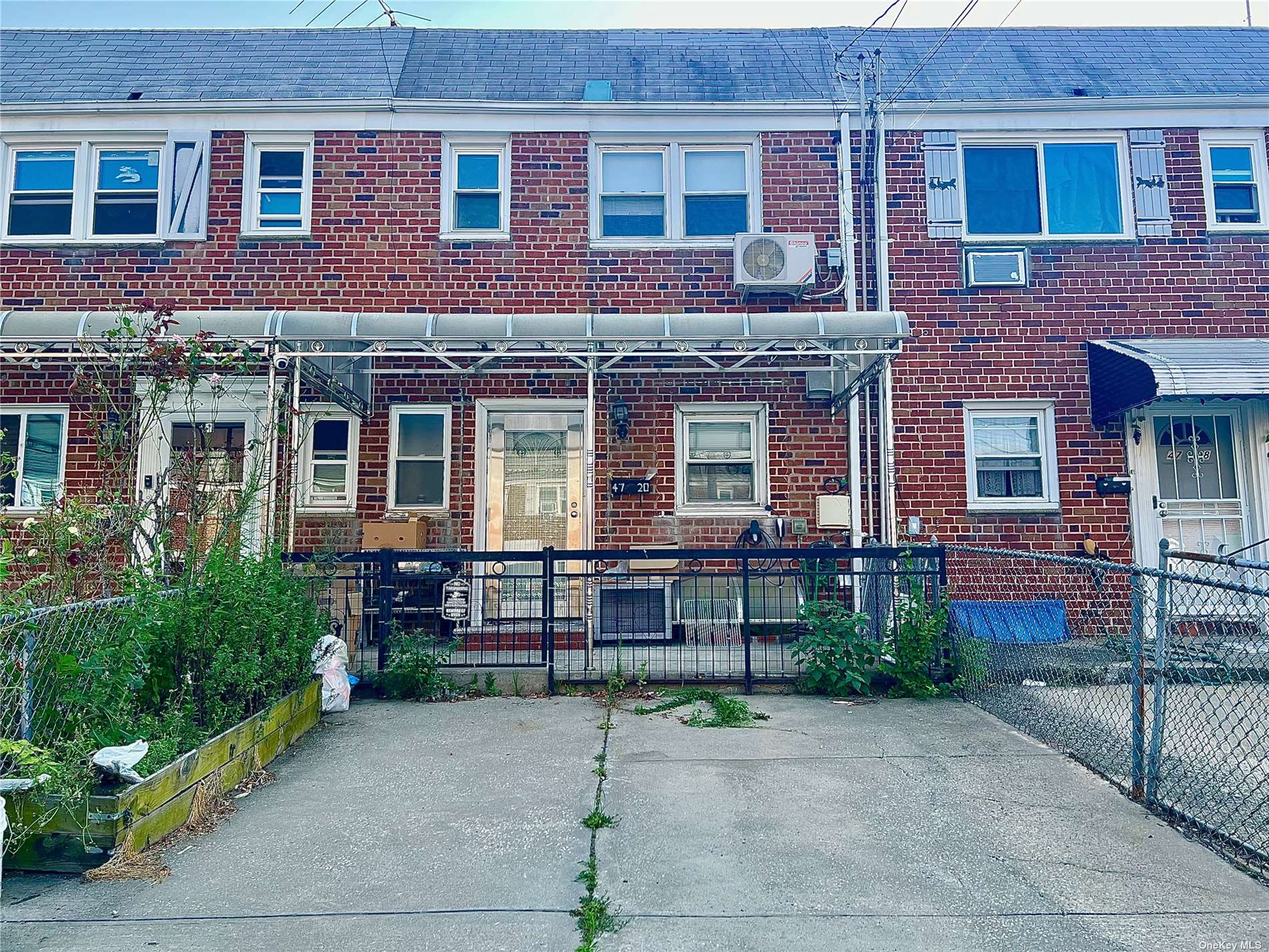 4720 210th Street, Bayside, Queens, NY - 3 Bedrooms  
3 Bathrooms  
8 Rooms - 