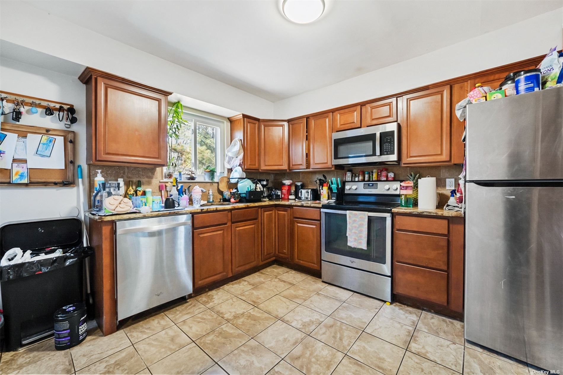 8 Lucille Drive, South Setauket, New York image 6