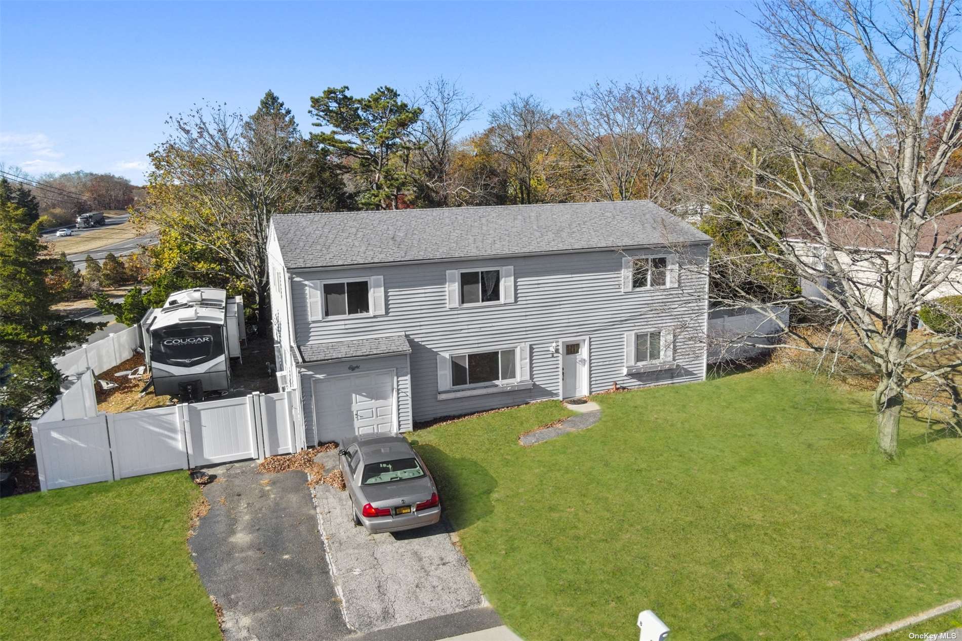 8 Lucille Drive, South Setauket, New York image 21