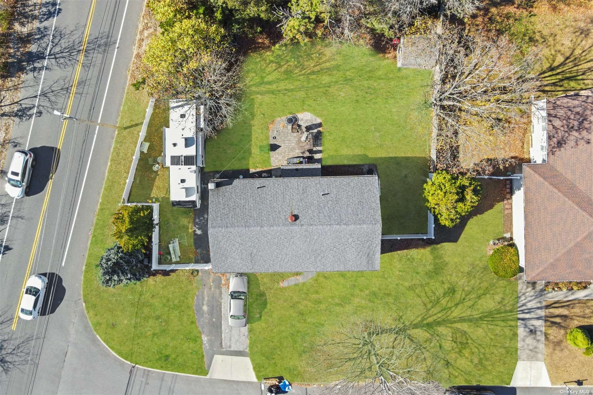 8 Lucille Drive, South Setauket, New York image 22