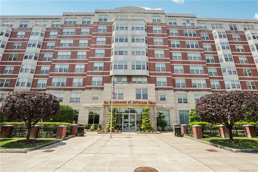 Property for Sale at 300 Mamaroneck Avenue 619, White Plains, New York - Bedrooms: 1 
Bathrooms: 1 
Rooms: 2  - $412,000