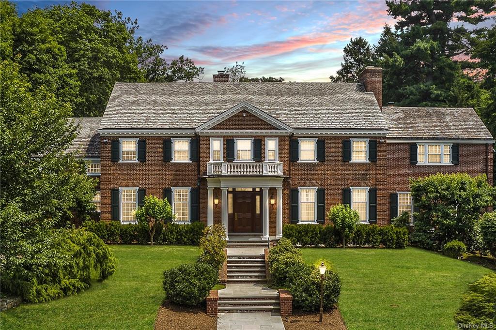 Property for Sale at 8 Cooper Road, Scarsdale, New York - Bedrooms: 6 
Bathrooms: 6.5 
Rooms: 12  - $6,395,000
