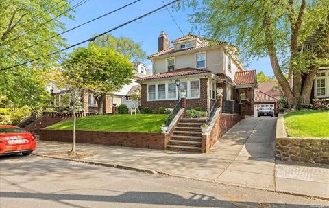 Single Family Residence in Bay Ridge NY 70 81st Street.jpg