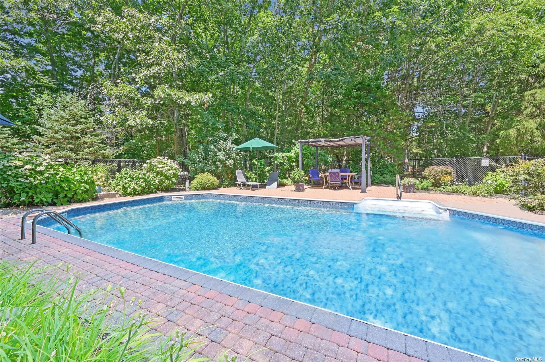 Property for Sale at 75 Reydon Drive, Southold, Hamptons, NY - Bedrooms: 3 
Bathrooms: 3  - $1,075,000