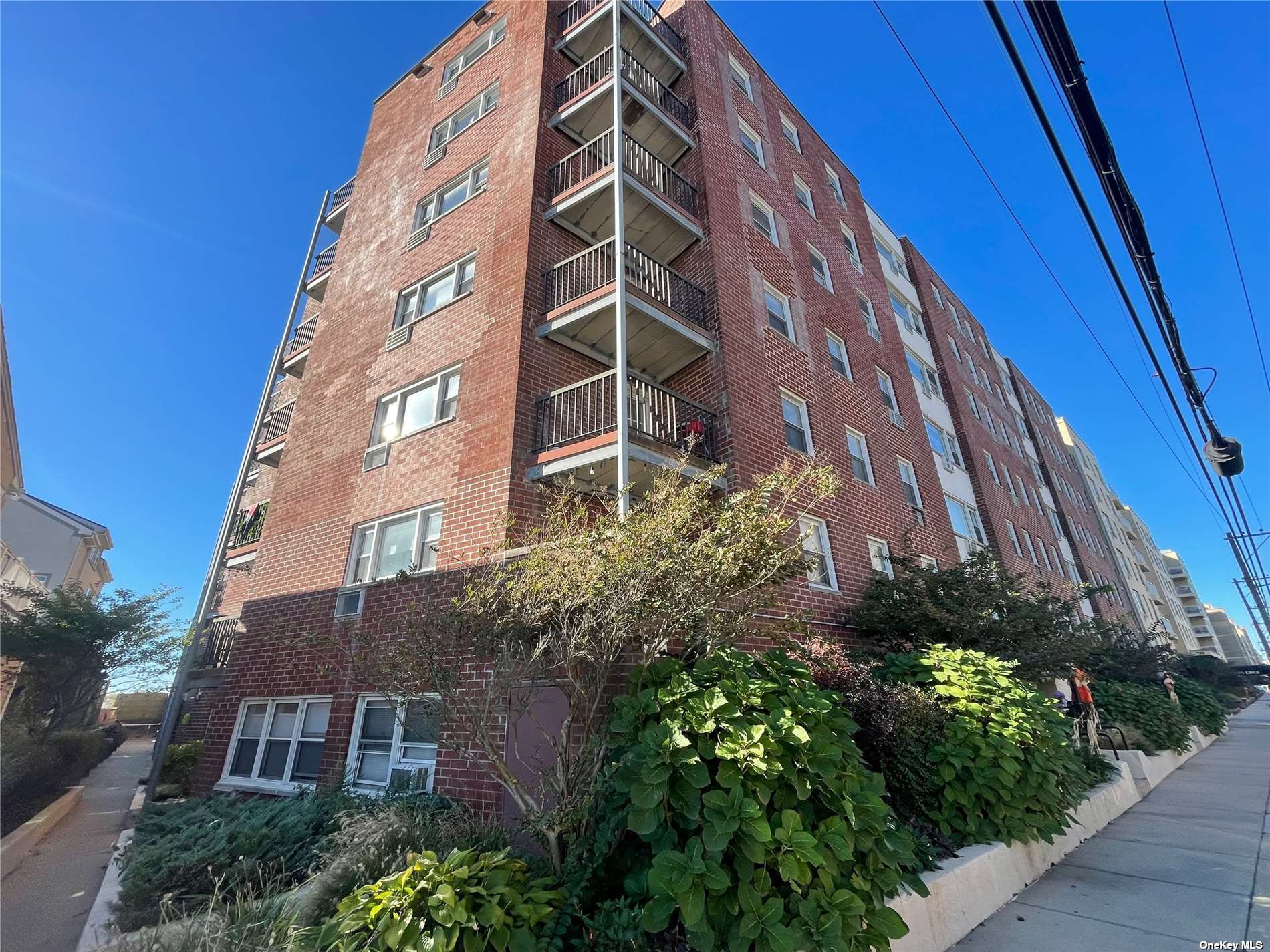 750 Shore Road #2C, Long Beach, New York image 2