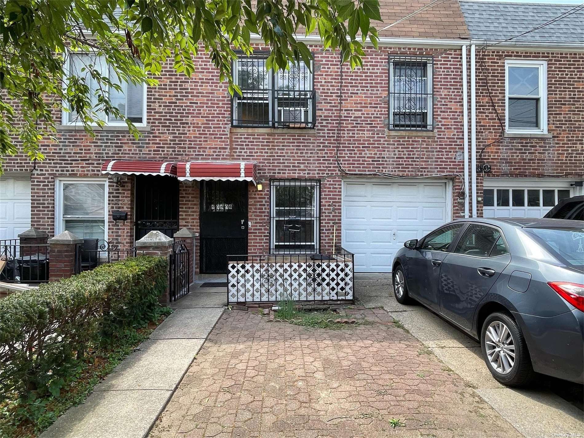 13506 118th Street, South Ozone Park, Queens, NY - 3 Bedrooms  
2 Bathrooms  
6 Rooms - 