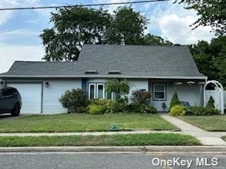 718 Wren Court, West Hempstead, New York image 27