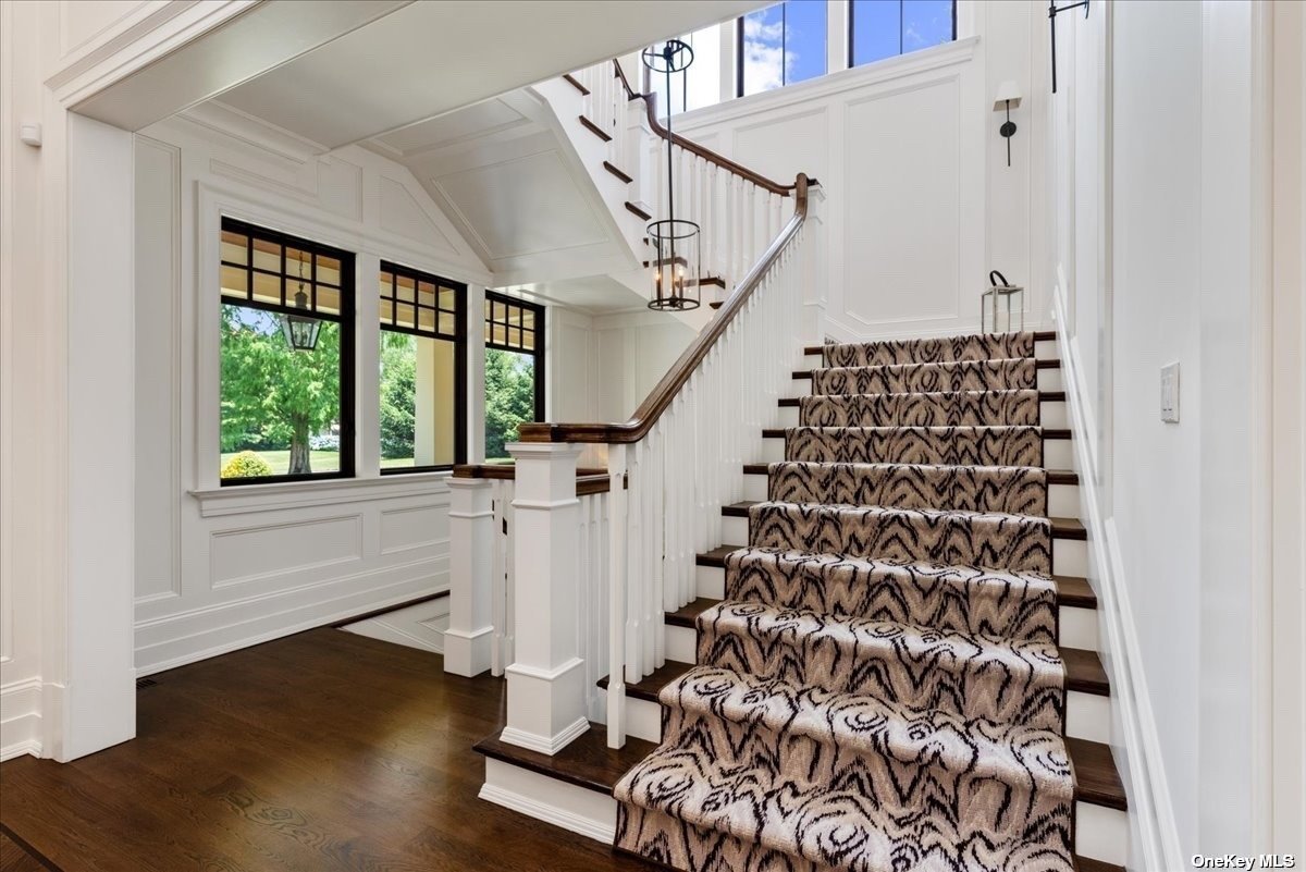 Lloyd Harbor, New York 11743, United States, 5 Bedrooms Bedrooms, ,8 BathroomsBathrooms,Residential,Pending,29456