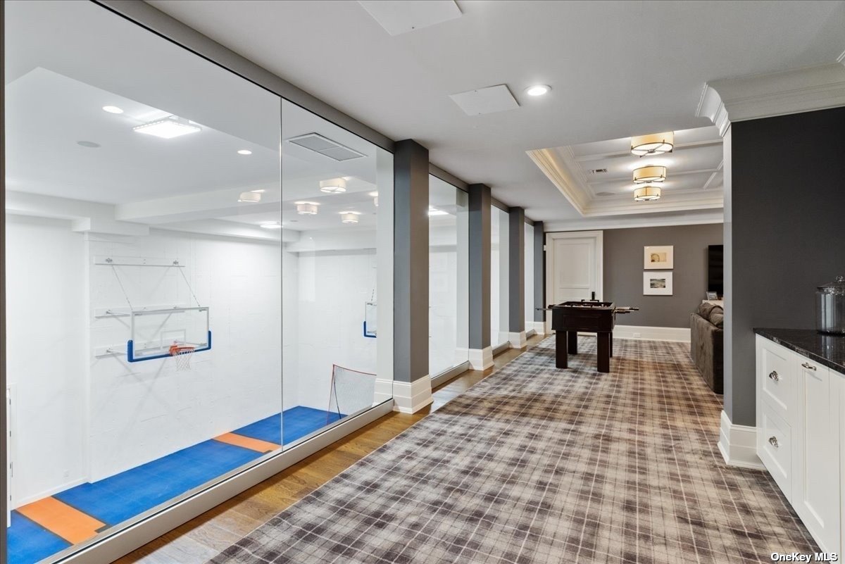 Lloyd Harbor, New York 11743, United States, 5 Bedrooms Bedrooms, ,8 BathroomsBathrooms,Residential,Pending,29456