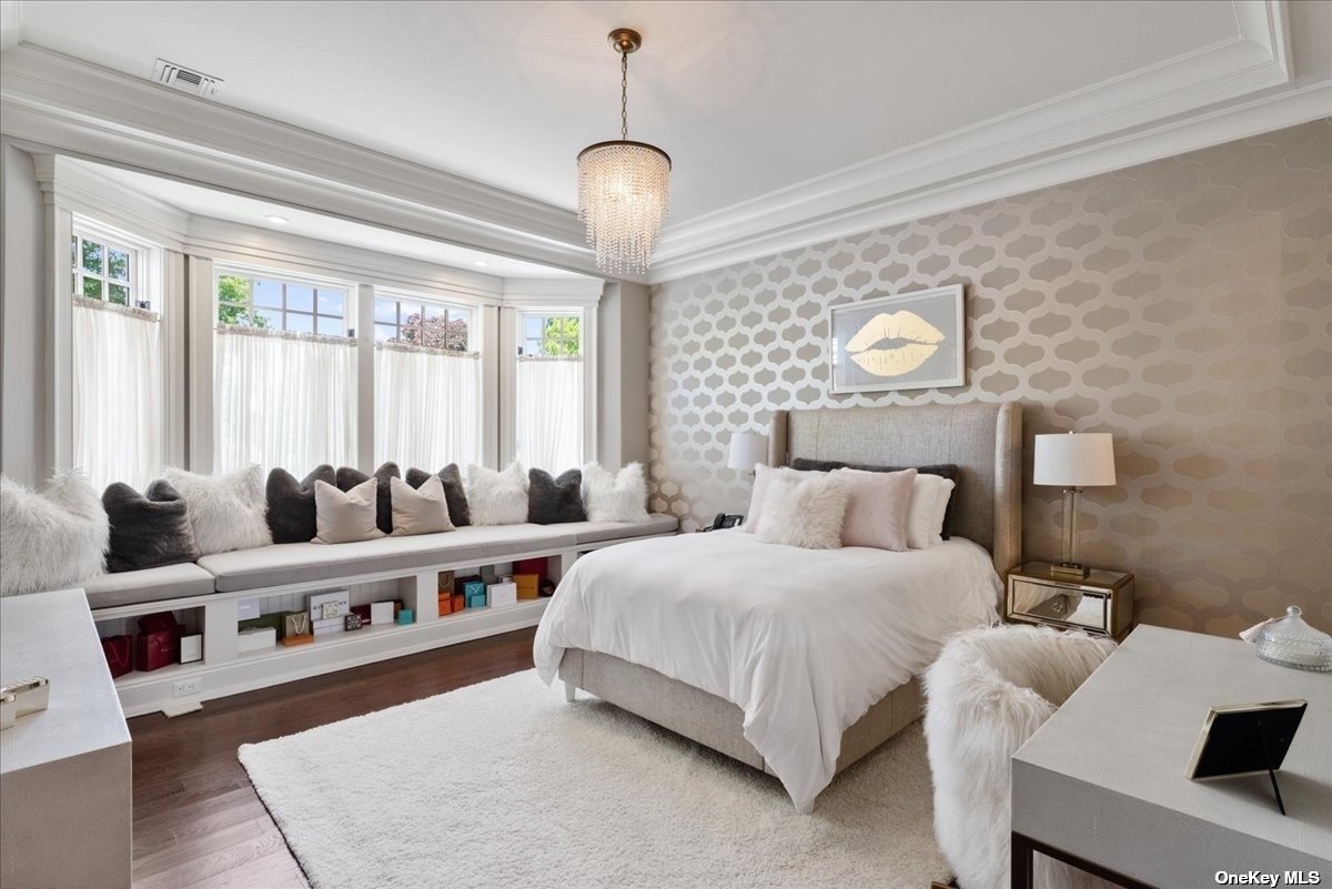 Lloyd Harbor, New York 11743, United States, 5 Bedrooms Bedrooms, ,8 BathroomsBathrooms,Residential,Pending,29456