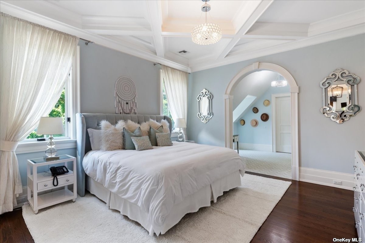 Lloyd Harbor, New York 11743, United States, 5 Bedrooms Bedrooms, ,8 BathroomsBathrooms,Residential,Pending,29456