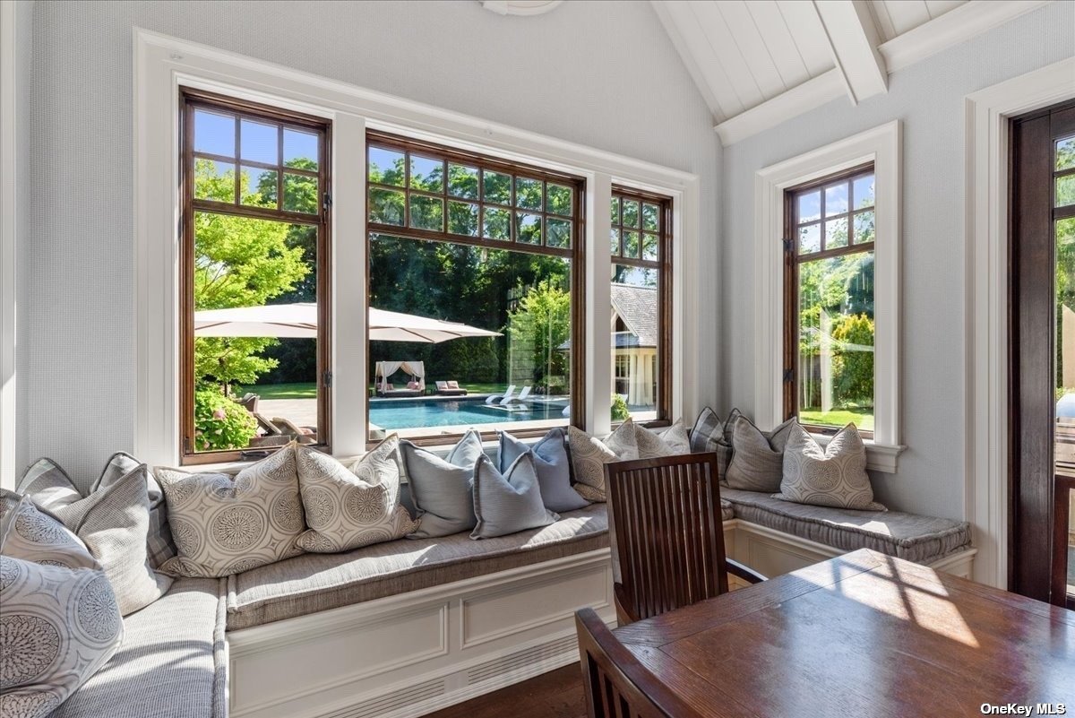 Lloyd Harbor, New York 11743, United States, 5 Bedrooms Bedrooms, ,8 BathroomsBathrooms,Residential,Pending,29456