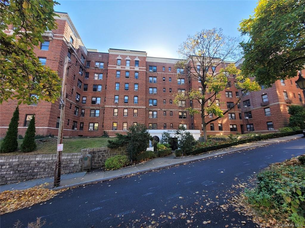 1 Broad Parkway #5R, White Plains, New York image 17