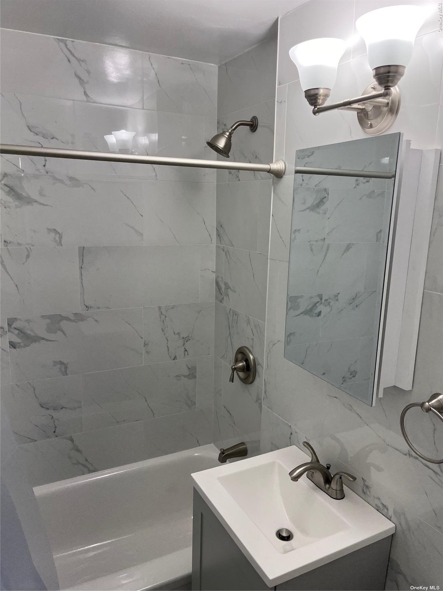 98-25 64th Road #7J, Rego Park, New York image 6