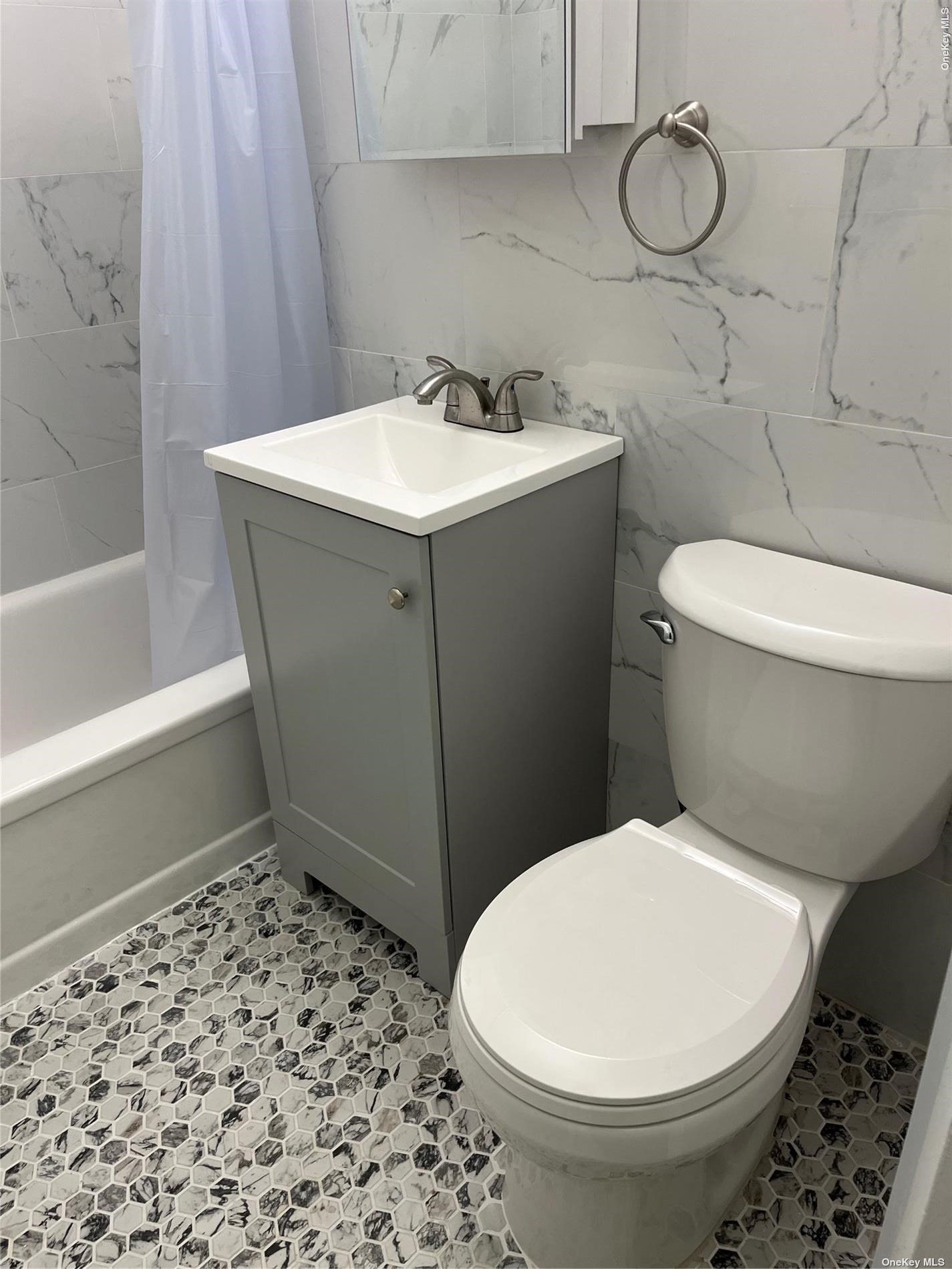 98-25 64th Road #7J, Rego Park, New York image 4