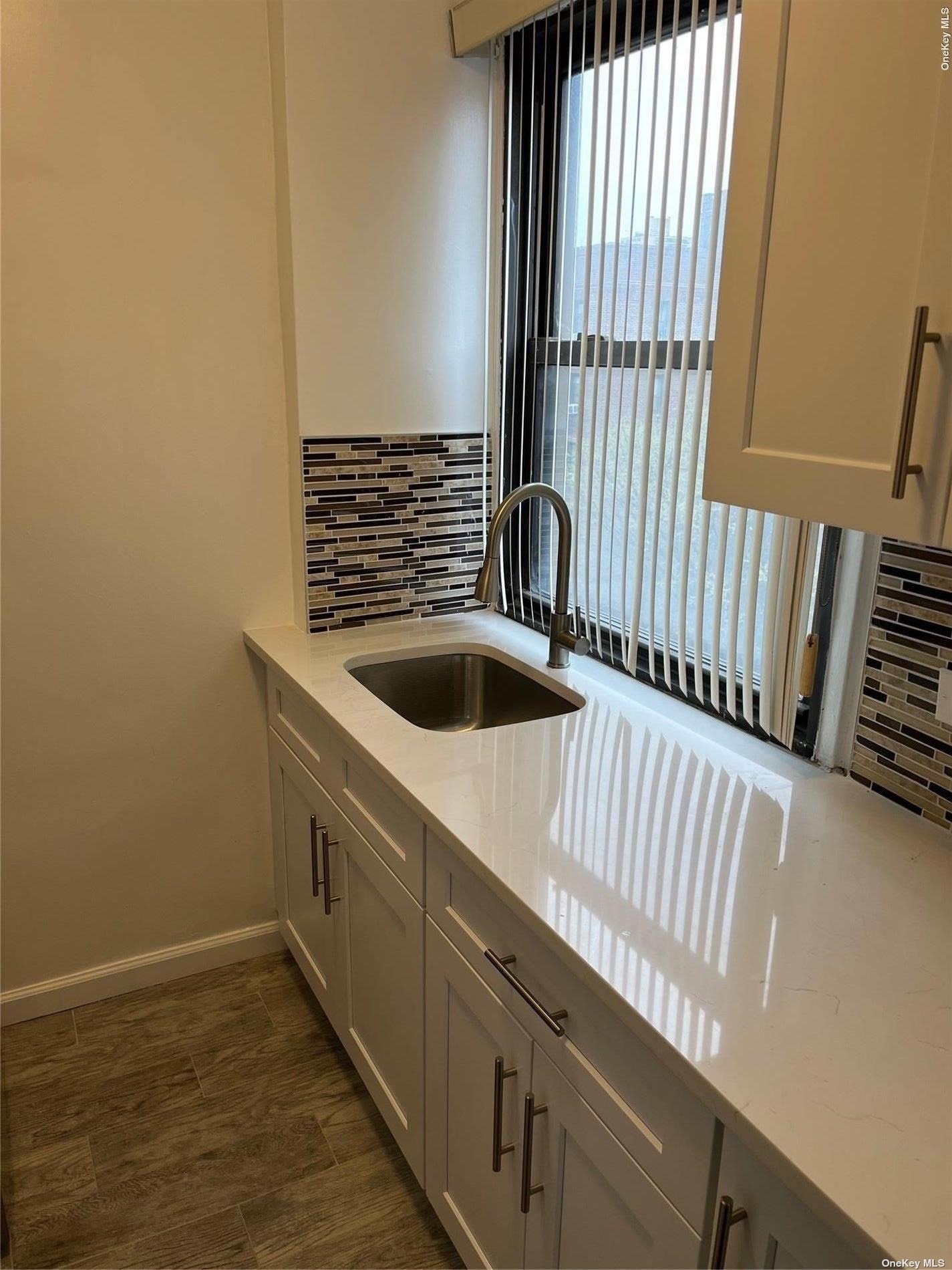 98-25 64th Road #7J, Rego Park, New York image 2