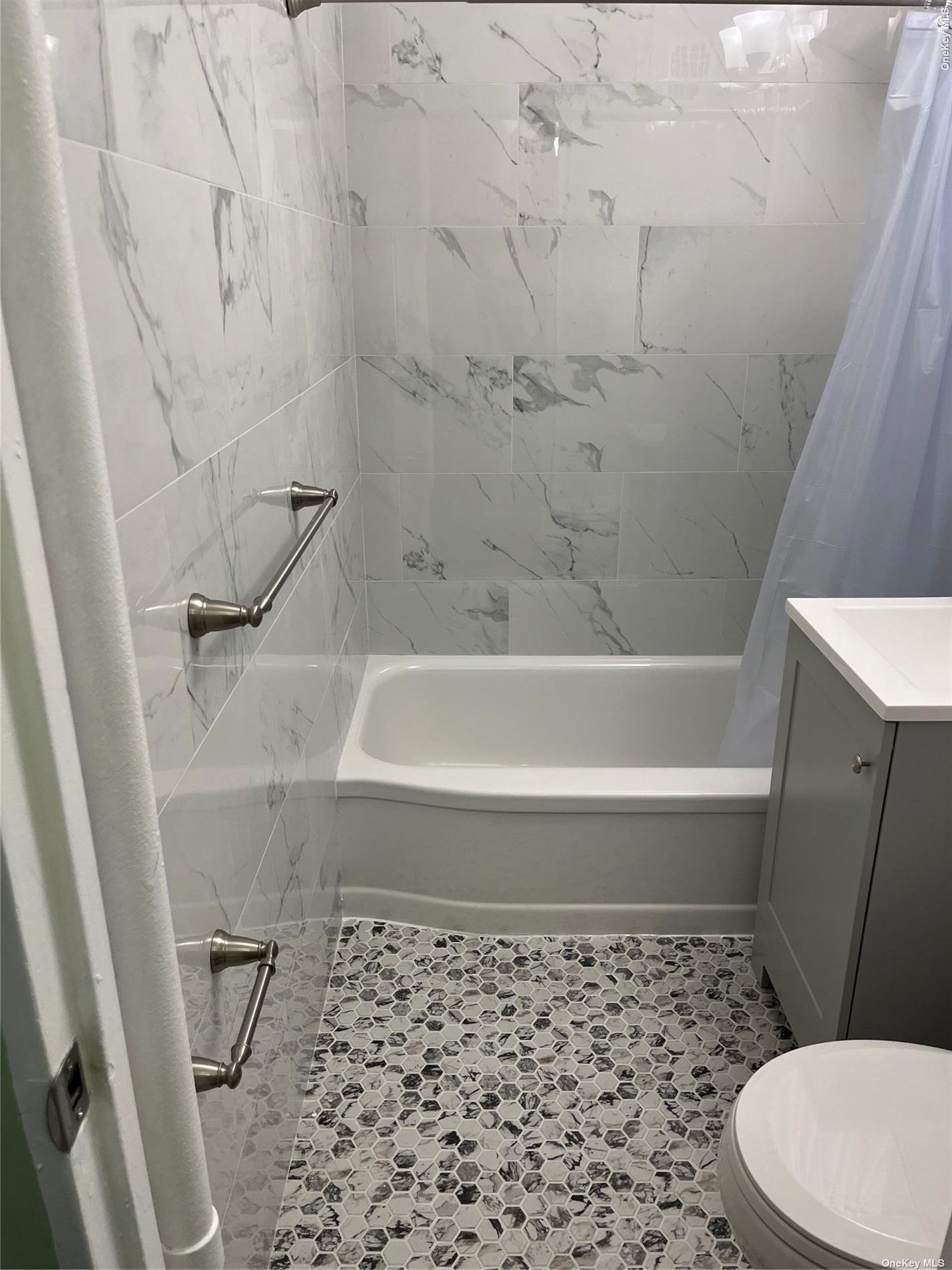 98-25 64th Road #7J, Rego Park, New York image 18