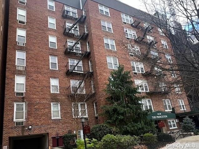 44-20 Douglaston Pkwy Pkwy #6G, Douglaston, New York image 1