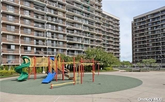 150-38 Union Turnpike #1D, Flushing, New York image 5