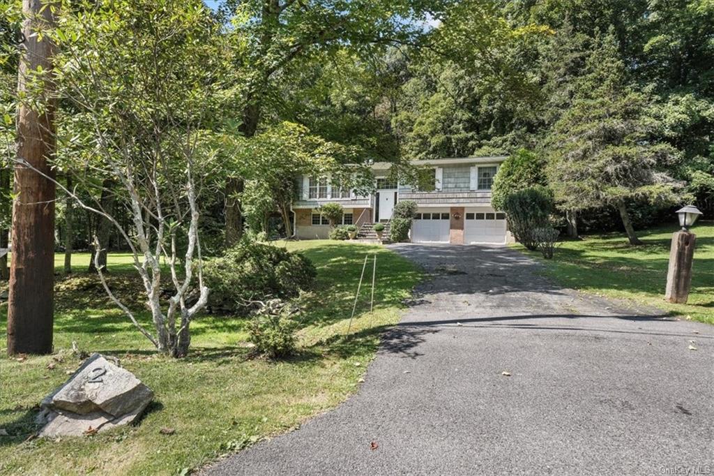 2 Barry Goldwater Drive, Carmel, New York image 5