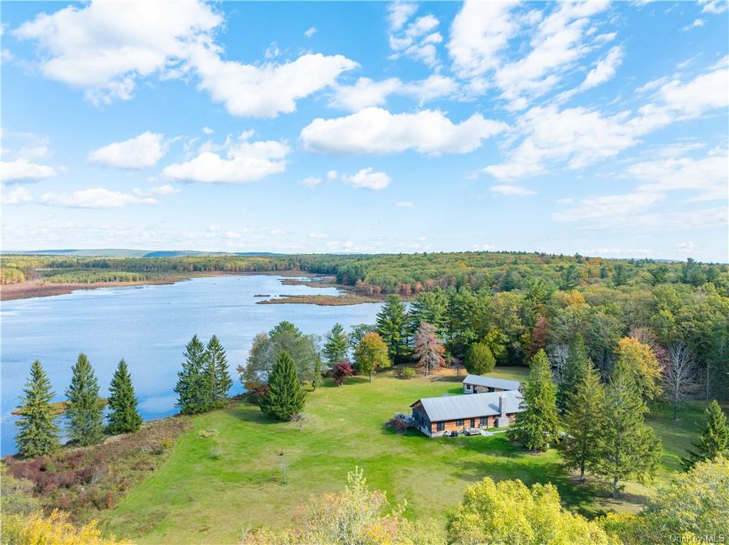 Property for Sale at 3 Big Lake Road, Huguenot, New York - Bedrooms: 4 
Bathrooms: 3 
Rooms: 7  - $4,950,000