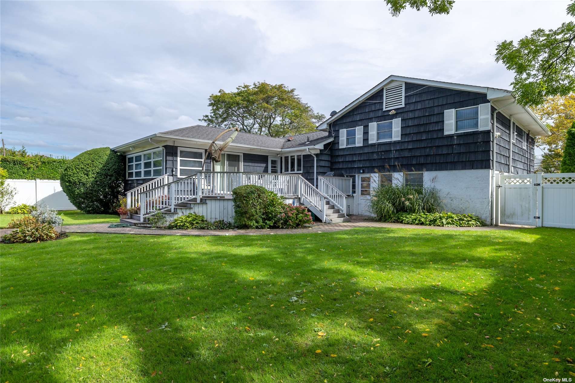 189 Blackheath Road, Lido Beach, New York image 17