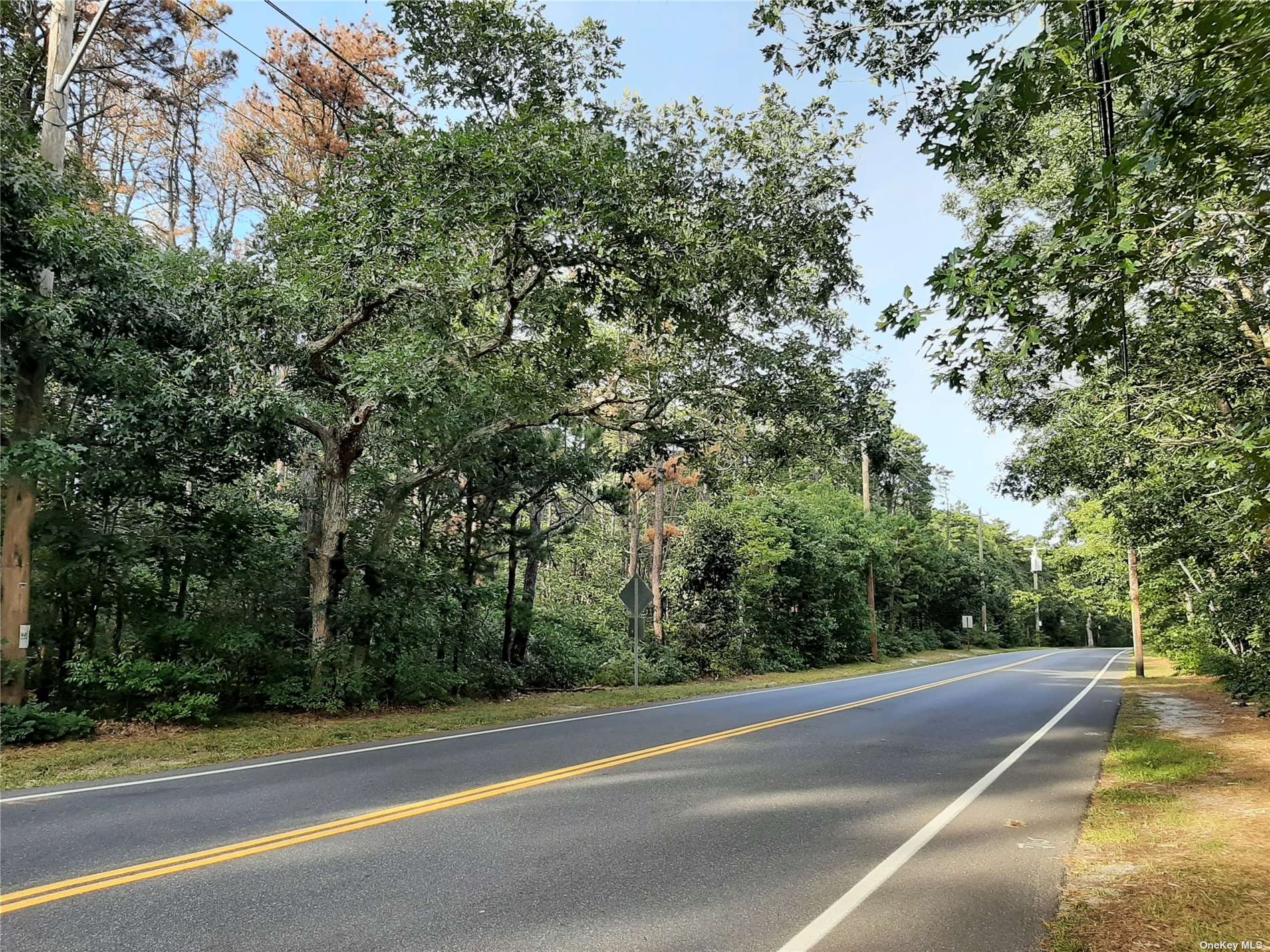 Photo 1 of 48 Old Country Road, East Quogue, NY, $1,920,000, Web #: 3506219