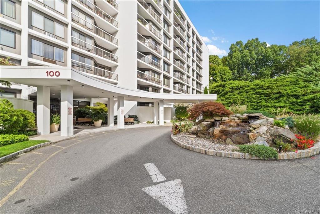 100 High Point Drive #508, Hartsdale, New York image 2