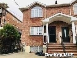 Property for Sale at 326 126th Street, College Point, Queens, NY - Bedrooms: 6 
Bathrooms: 5 
Rooms: 11  - $1,180,000