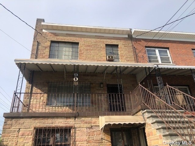Property for Sale at 901 E 220th Street, Bronx, New York - Bedrooms: 5 
Bathrooms: 3.5 
Rooms: 14  - $585,000