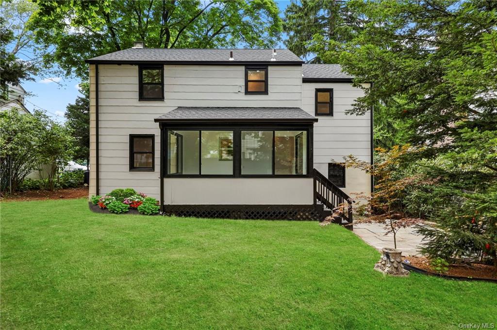 White Plains, New York 10604, United States, 4 Bedrooms Bedrooms, ,2 BathroomsBathrooms,Residential,Pending,54196