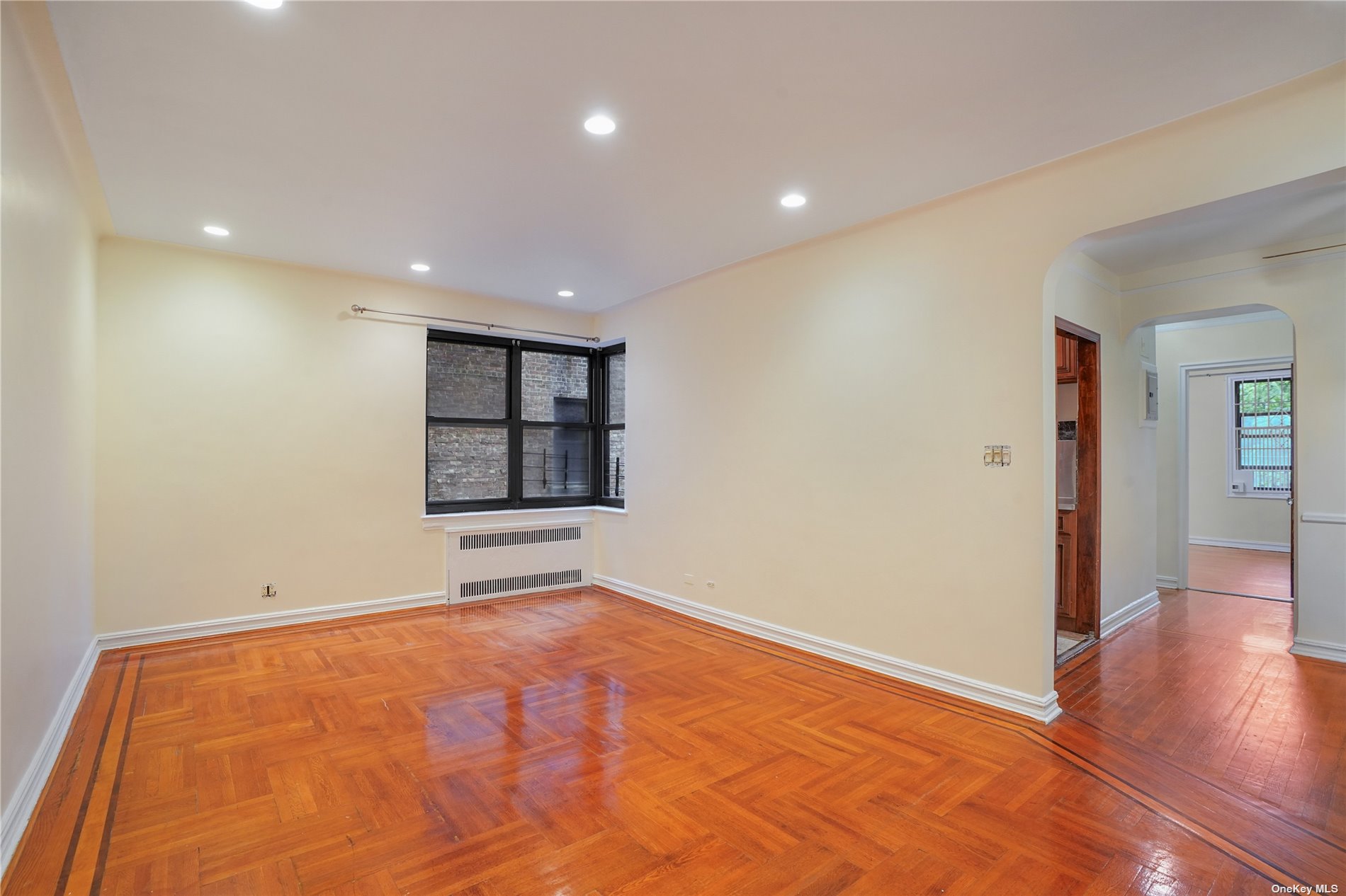 96-11 65 Road #301, Rego Park, New York image 11